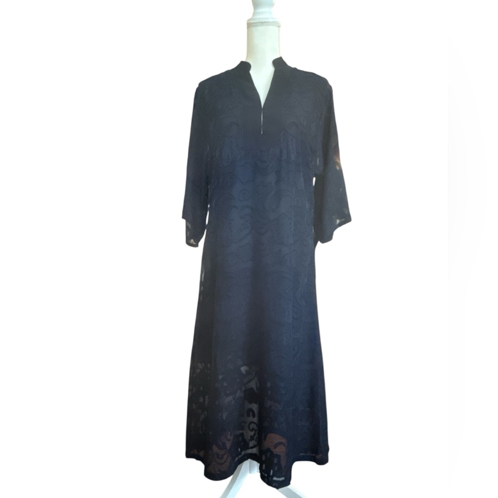 NWOT Elegant Navy Lace Kimono Style Cocktail Dress